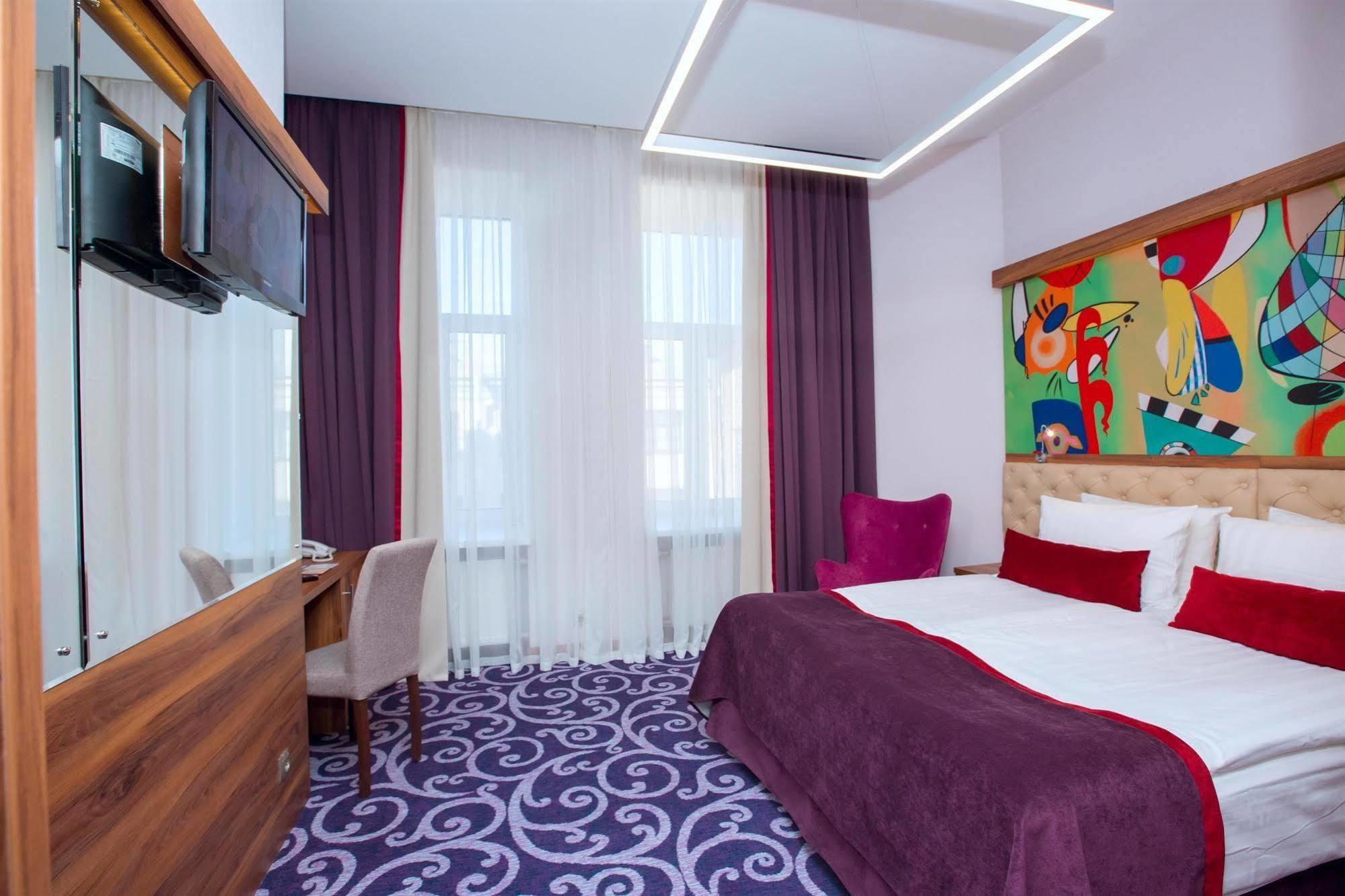 Best Western Plus Centre Hotel Санкт Петербург Екстериор снимка