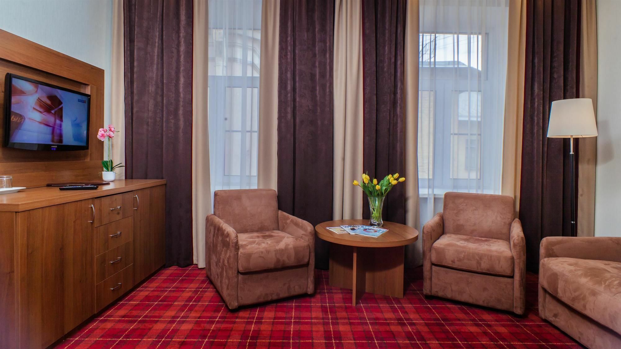 Best Western Plus Centre Hotel Санкт Петербург Екстериор снимка